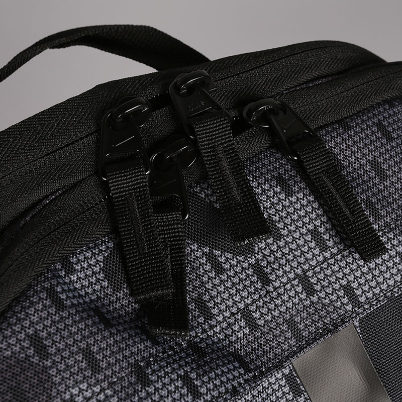  черный рюкзак Nike Hoops Elite Pro 38L BA5555-082 - цена, описание, фото 3